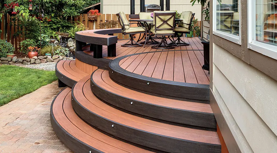 CURVED DECK DECK installation contractor, curved composite deck