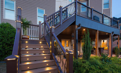 Lighting accents on stairs and railings Lighting accents on stairs and railings