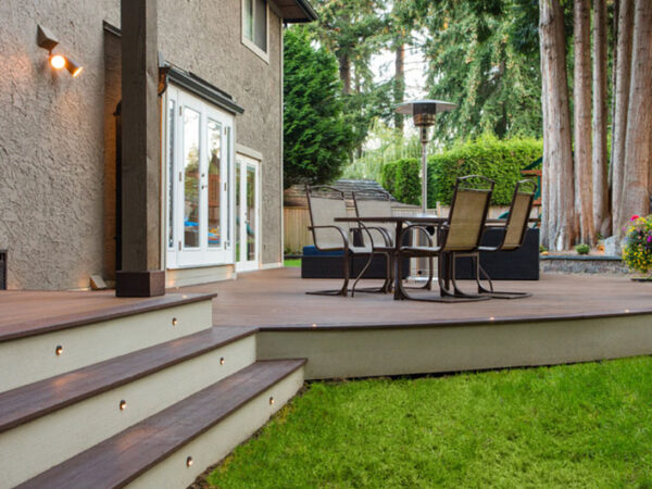 Curved edging aldergrove deck builder