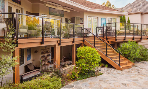 Raised deck with distinctive staircase RAISED DECK