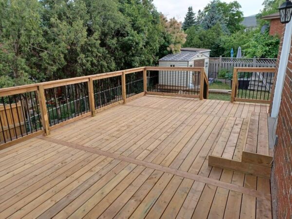 Pine-deck Pine-deck