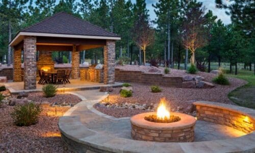 outdoor-fire-features-1024x682-1160x500